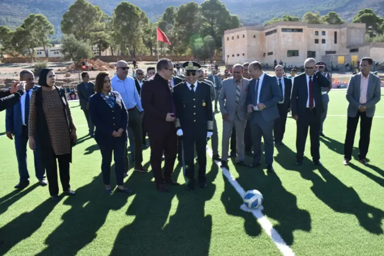 ذكرى المسيرة الخضراء 2022 : تعزيز البنية التحتية الرياضية بإقليم تاوريرت