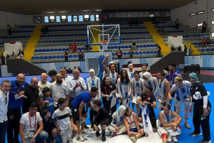 كأس العرش لكرة السلة – سيدات (2024-2025).. اتحاد طنجة يتوج باللقب بتغلبه على الكوكب المراكشي (63-41)