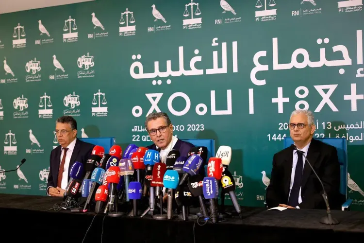 الأغلبية الحكومية عازمة على مواصلة تنزيل برامجها بانسجام لمواجهة الأزمات الراهنة