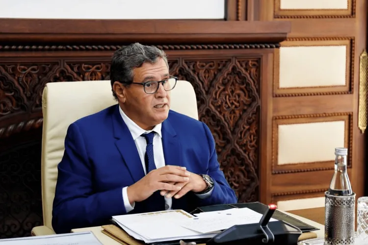 السيد أخنوش يؤكد مواصلة الحكومة العمل على توطيد تدابير مواجهة التأثيرات الظرفية وتعزيز ركائز الدولة الاجتماعية خلال سنة 2024