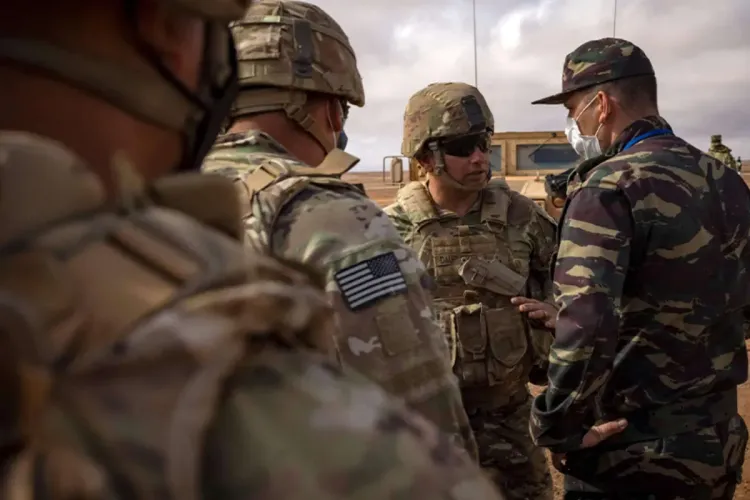 الأسد الإفريقي 2022 : ملاحظين عسكريين يتابعون مناورات عسكرية بكاب درعة شمال طانطان