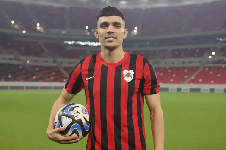 أشرف بنشرقي يتعاقد مع الريان القطري