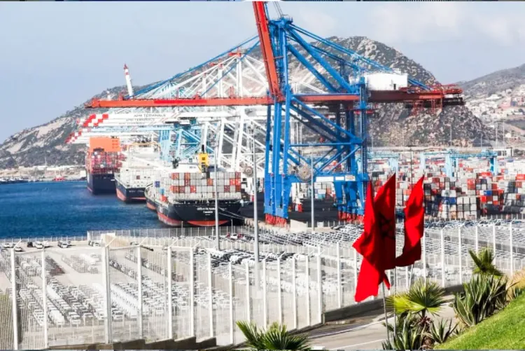 الاستثمارات الأجنبية المباشرة.. صافي التدفق يرتفع بنسبة 37,2 في المائة عند متم شهر أبريل (مكتب الصرف)