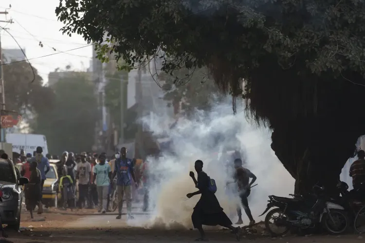 سفارة المغرب في داكار تصدر بلاغا يهم مغاربة السينغال
