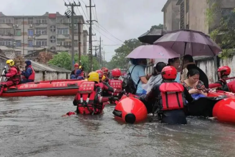 الصين: الأمطار الغزيرة تخلف مصرع 15 قتيلا و 4 مفقودين