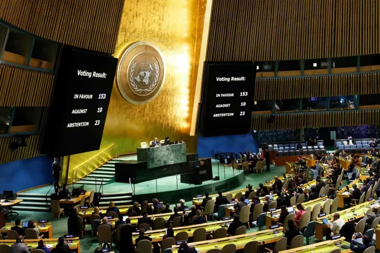 الأمم المتحدة تعتبر الوضع في غزة جحيما وتعتمد قرارا غير ملزم يدعو إلى وقف إطلاق نار إنساني