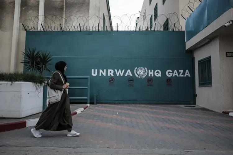 الأونروا تعلن عن حاجتها لـ 275 مليون دولار بشكل عاجل لاستمرار عملياتها الإنسانية في غزة