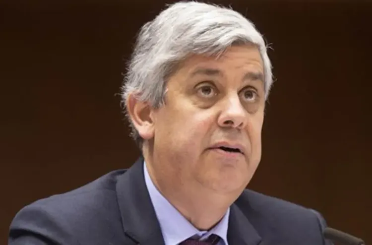 اجتماع لجنة الأخلاقيات في بنك البرتغال لمراجعة أداء المحافظ بعد اقتراحه لتولي رئاسة الحكومة