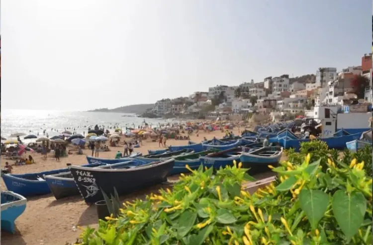 البطولة العالمية لركوب الأمواج.. منتجع (تغازوت باي) يحتضن المرحلة النهائية للسلسلة الإقصائية للناشئين 2025