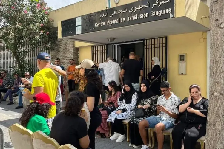 ساكنة طنجة وضواحيها تقبل بكثافة على التبرع بالدم لفائدة ضحايا الزلزال