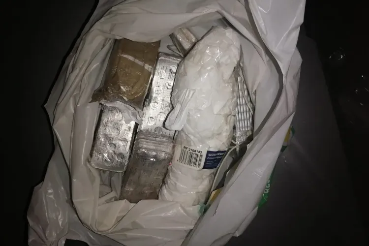 باب سبتة: توقيف ثلاثة أشخاص للاشتباه في تورطهم في التهريب الدولي للمخدرات والمؤثرات العقلية