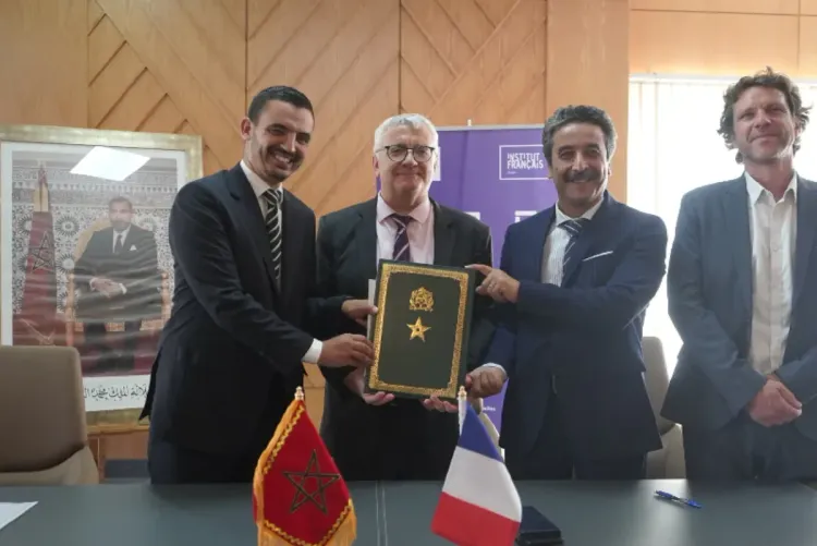 التوقيع على اتفاقية لتعزيز الوعي الثقافي لدى شباب جماعة اجزناية