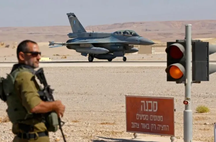 الجيش الإسرائيلي يعلن عن شن ضربات جديدة ضد أهداف في قلب طهران