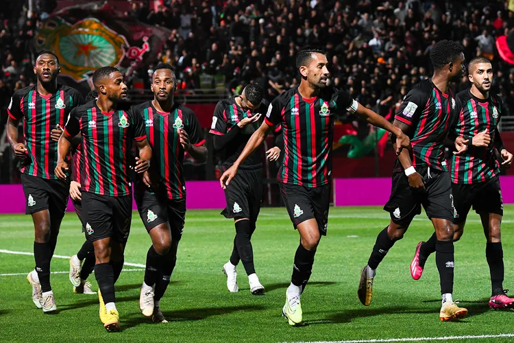 الجيش الملكي يتعاقد مع ثلاثة لاعبين جدد