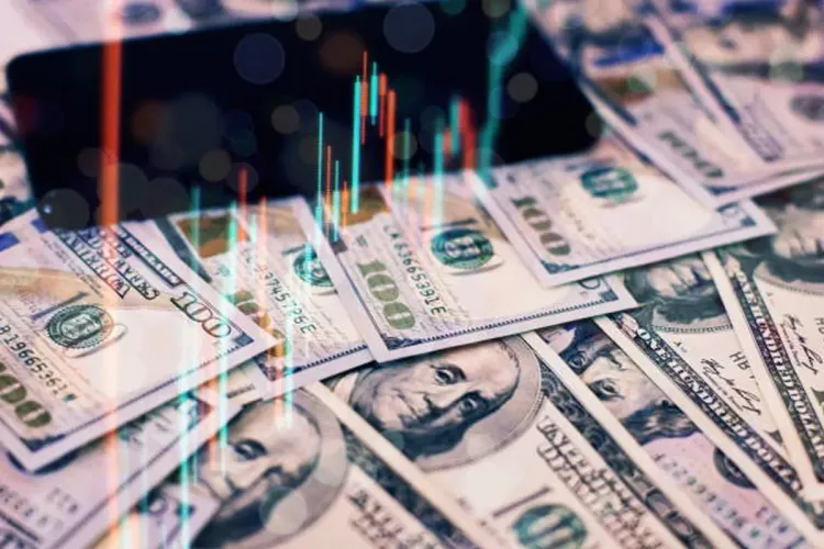 الدولار يستقر قبيل تقريرين عن التضخم في الولايات المتحدة