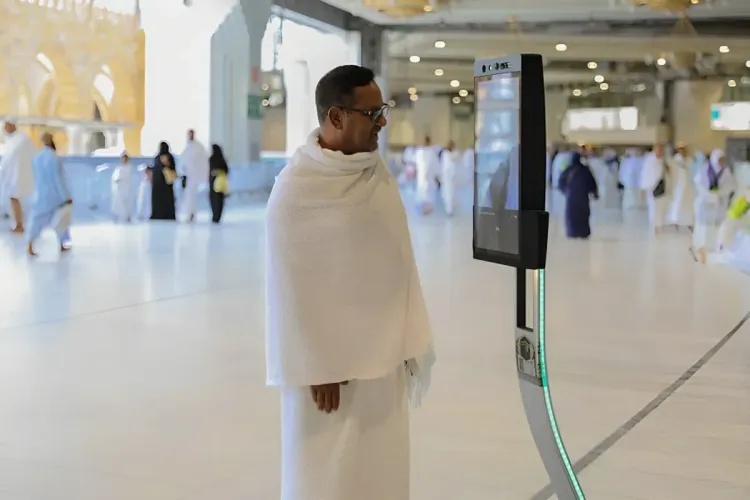 توظيف الذكاء الاصطناعي لنشر المحتوى التوجيهي بالحرمين الشريفين