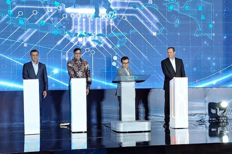 الحكومة الإندونيسية تدشن مركزا وطنيا للتميز في مجال الذكاء الاصطناعي