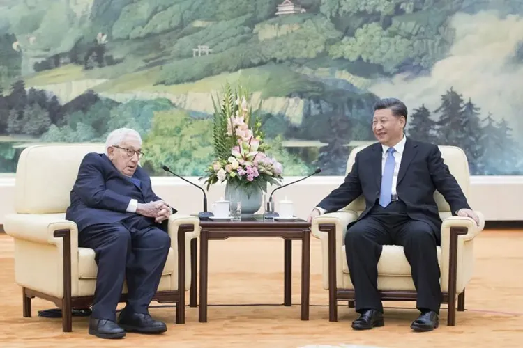 الصين تعلن استعدادها لإعادة العلاقات مع الولايات المتحدة إلى مسارها الصحيح