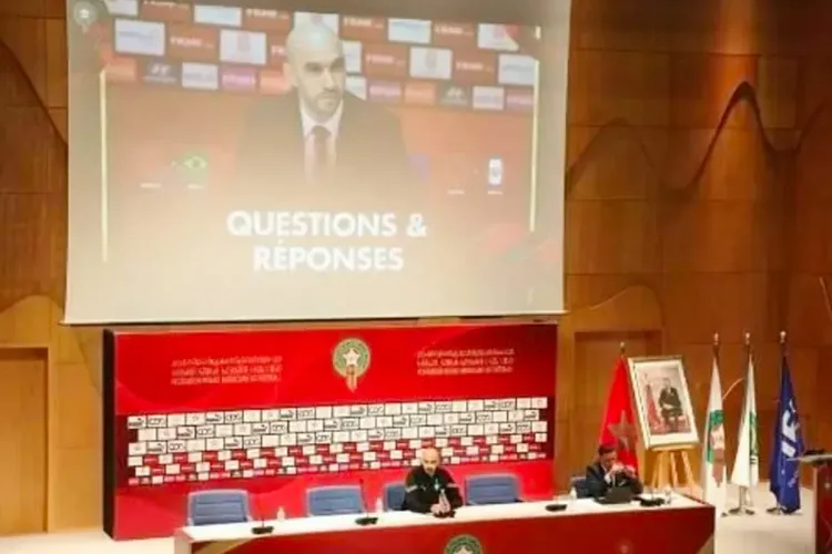 الركراكي يدافع بقوة عن لقجع ويتضامن معه