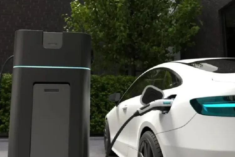 السيارات الكهربائية في أوروبا تنتج انبعاثات غازات دفيئة أقل بنسبة 73 بالمائة (تقرير)