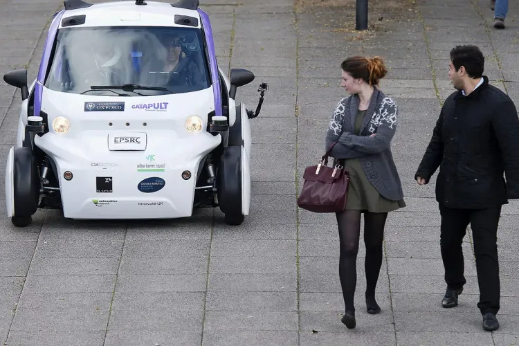 لندن ترخص للسيارات ذاتية القيادة ابتداء من 2026