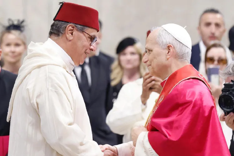 السيد أخنوش يمثل أمير المؤمنين جلالة الملك في حفل التنصيب الرسمي للبابا ليو الرابع عشر