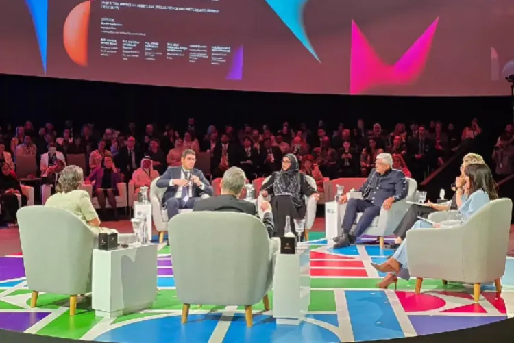 أبوظبي .. المغرب يعمل تحت قيادة جلالة الملك على دمقرطة الولوج إلى الثقافة (السيد بنسعيد)