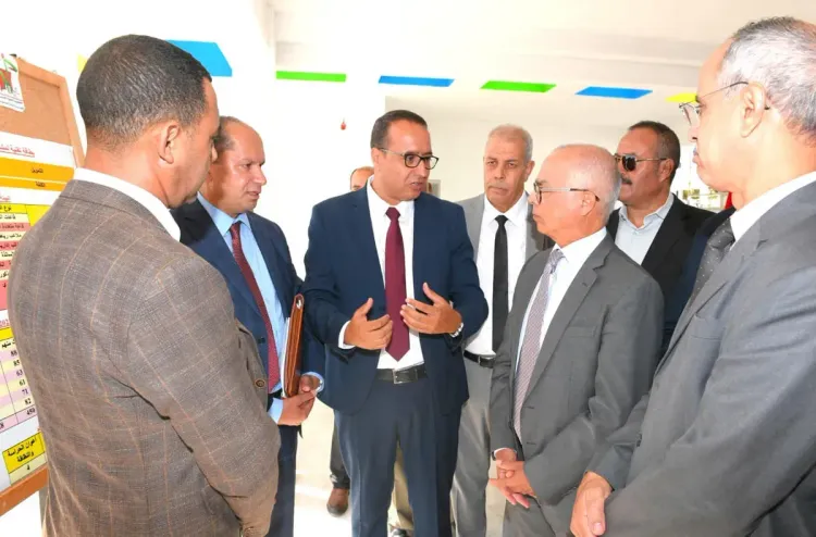 السيد شكيب بنموسى يقوم بزيارات ميدانية لمجموعة من المؤسسات التعليمية بجهة الدار البيضاء سطات