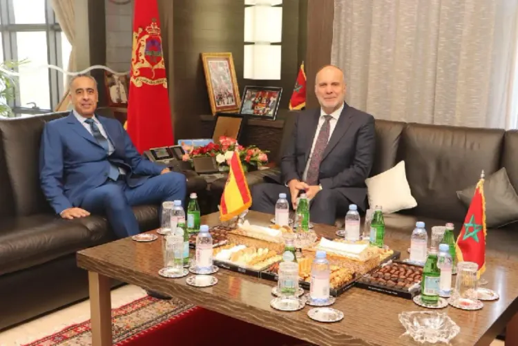 السيد عبد اللطيف حموشي يستقبل رئيس مصلحة الاستعلامات للحرس المدني الإسباني