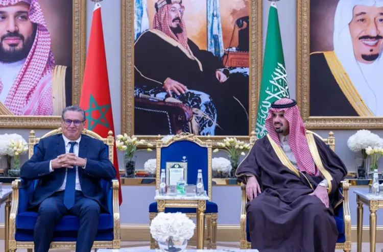 السيد عزيز أخنوش يمثل جلالة الملك في قمة "المياه الواحدة" في الرياض