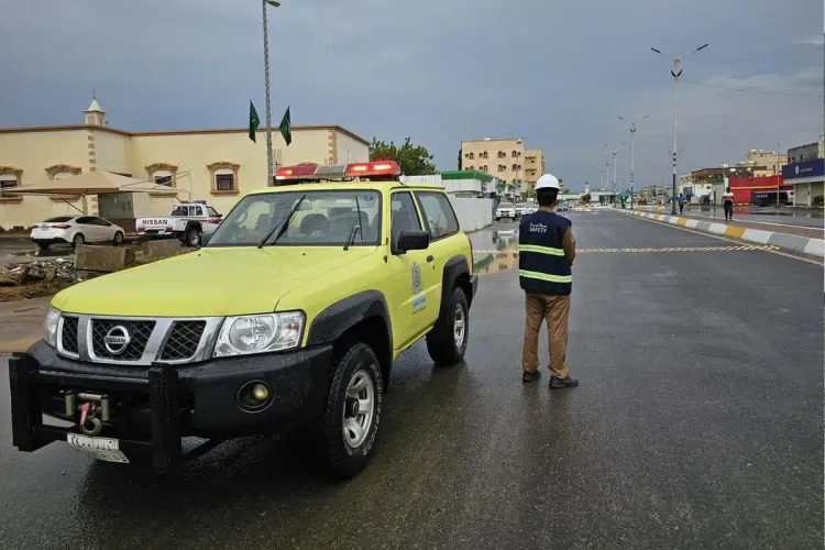 السعودية: حالة وفاة في أمطار رعدية وسيول ضربت أجزاء من المملكة