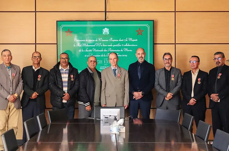 توشيح عدد من موظفي الشركة الوطنية للطرق السيارة بالمغرب بأوسمة ملكية