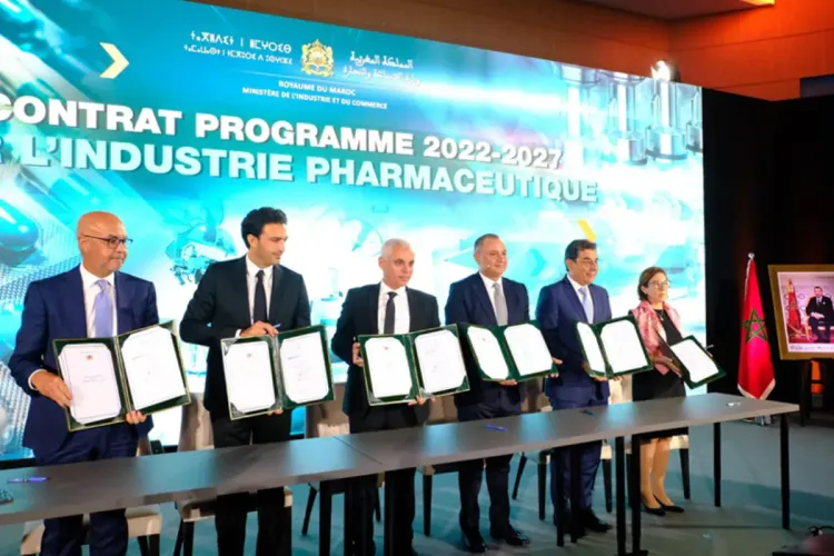 الصناعة الدوائية: توقيع عقد برنامج لإحداث نحو 16 ألف منصب شغل صناعي