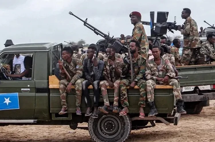 الصومال: مقتل 27 عنصرا من حركة الشباب الإرهابية على يد قوات الجيش