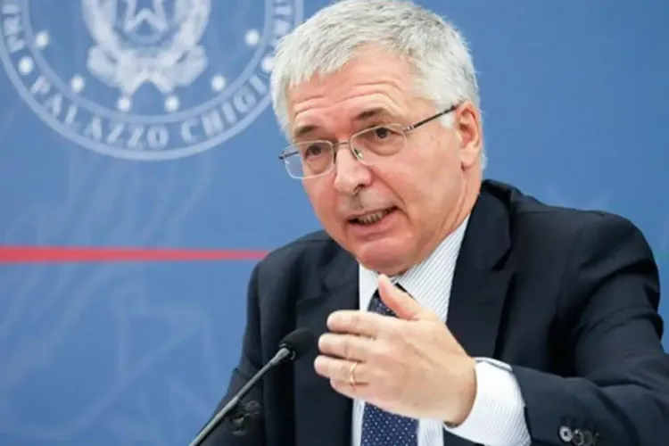 المغرب بلد رائد ونموذج في مجال التحول الطاقي (سفير هنغاريا بالرباط)