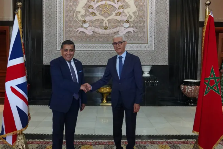 السيد رشيد الطالبي يتباحث مع وزير الدولة البريطاني اللورد أحمد طارق