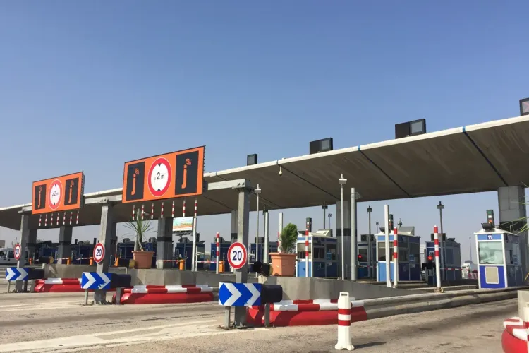 عيد الفطر 2024: الشركة الوطنية للطرق السيارة توصي زبناءها بتنظيم تنقلاتهم والاستعلام عن حالة حركة المرور الآنية