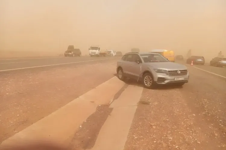 الشركة الوطنية للطرق السيارة تحذر مستعملي الطريق بسبب سوء الأحوال الجوية