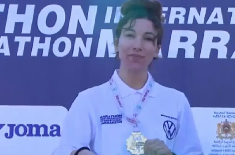 نصف ماراطون مراكش الدولي (الدورة الـ 36): العداءة المغربية فاطمة الزهراء بيرداحة تفوز باللقب