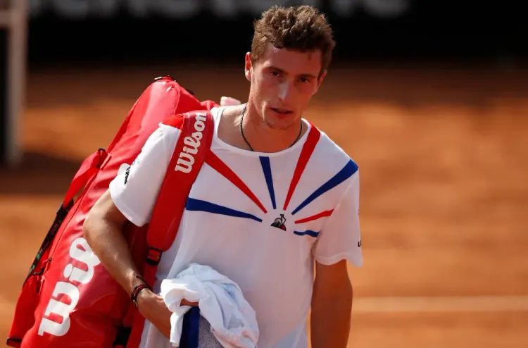 بطولة مرسيليا لكرة المضرب: الفرنسي أومبير يبلغ النهائي على حساب البولندي هوركاش