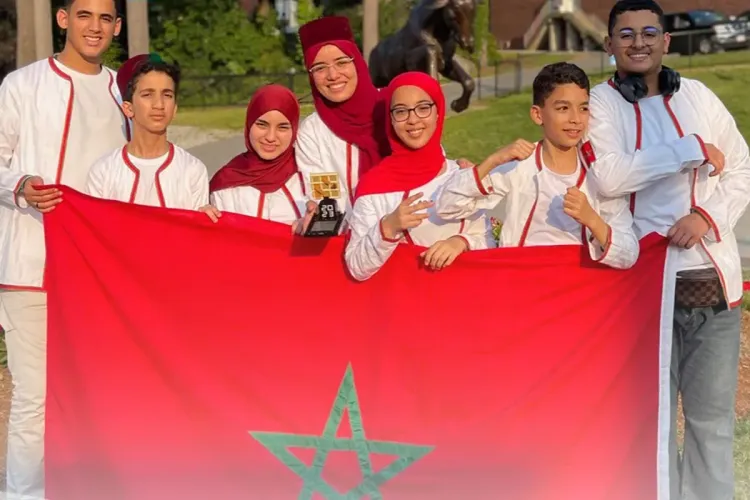 تلاميذ مغاربة يتألقون في المسابقة الدولية للروبوتات FIRST LEGO LEAGUE