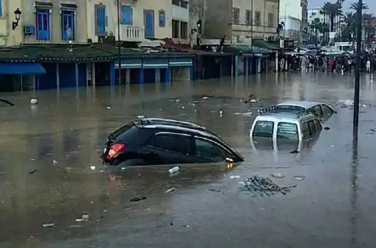 الفيضانات الاستثنائية بإقليم آسفي: ارتفاع حصيلة الوفيات إلى 14 حالة وفاة وإسعاف 32 شخصا مصابا (سلطات محلية)