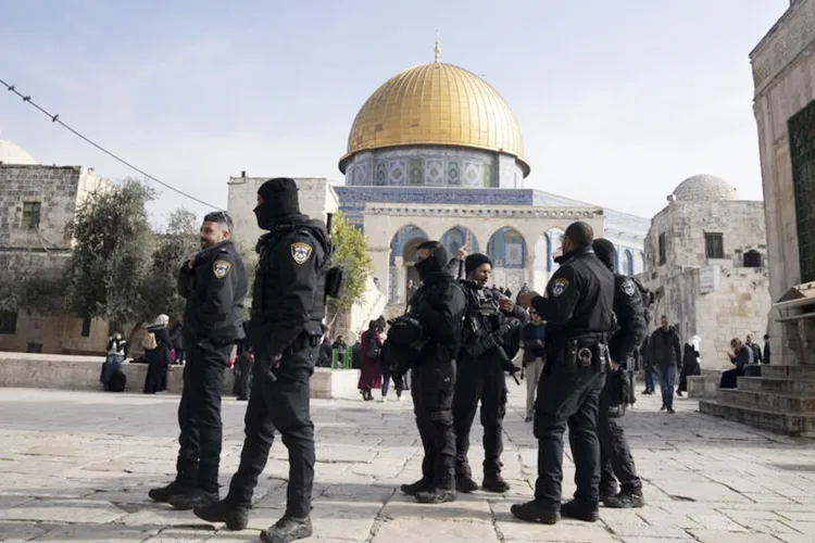 الأردن يدين اقتحام الشرطة الإسرائيلية للمسجد الأقصى المبارك