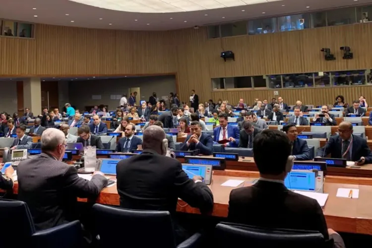 نيويورك : الجزائر تصّر على عرقلة جهود الأمم المتحدة وإطالة أمد النزاع حول الصحراء المغربية