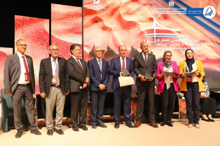 المؤتمر الوطني للطرق 2022 : الدعوة بالداخلة إلى مواصلة دينامية الاستثمار في القطاع الطرقي