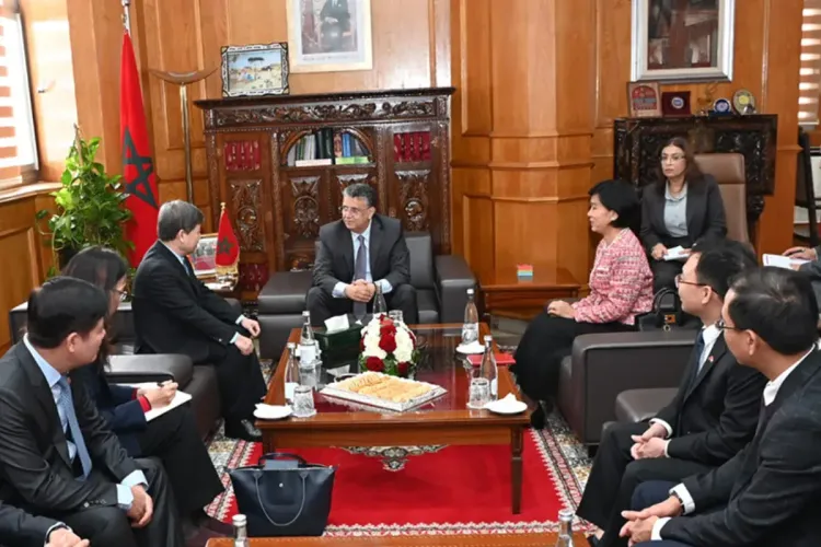 السيد عبد اللطيف وهبي يستقبل المدعي العام لجمهورية الفيتنام الاشتراكية