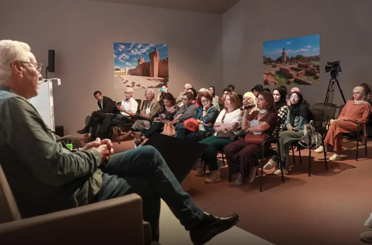 المعرض الدولي للنشر والكتاب : لقاء حول تكييف الأعمال الأدبية مع السينما والمسرح