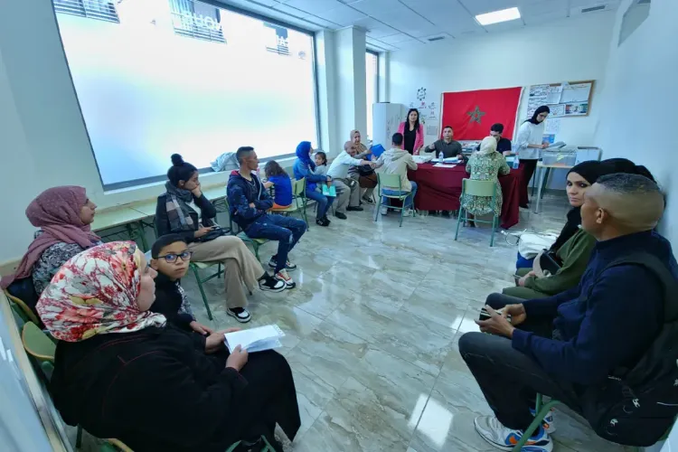 قنصلية متنقلة لفائدة المغاربة المقيمين بلوركا