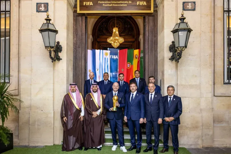 كأس العالم لكرة القدم 2030: المغرب والبرتغال وإسبانيا يقدمون ملف ترشيحهم المشترك إلى الفيفا