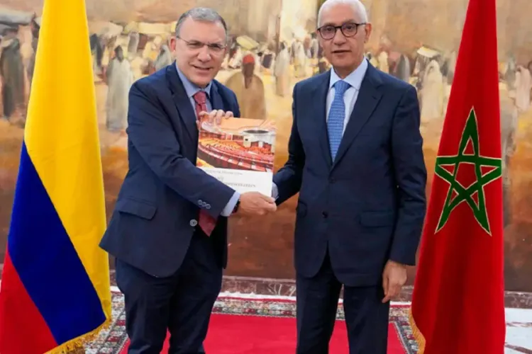 السيد رشيد الطالبي يتباحث مع رئيس مجلس الشيوخ بجمهورية كولومبيا